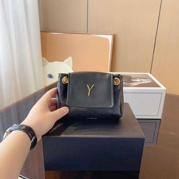 designer crossbody handbag for women shopping bag ys brand mini leather flip tote luxury chain single shoulder cross straddle messenger bag
designer crossbody handbag for women shopping bag ys brand mini leather flip tote luxury chain single shoulder cross straddle messenger bag