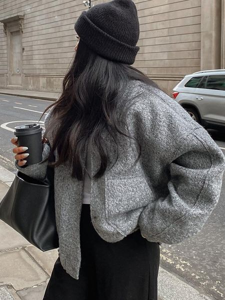 women's jackets fashion bomber jacket spring 2023 solid long sleeve stand collar women coats with pockets female cool streetwear 230811, Black;brown
women's jackets fashion bomber jacket spring 2023 solid long sleeve stand collar women coats with pockets female cool streetwear 230811, Black;brown