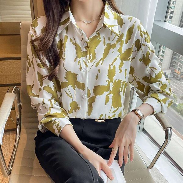 black and white medium long shirt with a unique pattern womens autumn collection
black and white medium long shirt with a unique pattern womens autumn collection