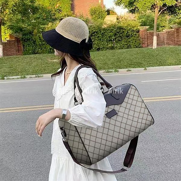 women shopping bags luxurys designers bags classic designer handbags luxury crocodile leather ladies messenger bag pure color fash276s
women shopping bags luxurys designers bags classic designer handbags luxury crocodile leather ladies messenger bag pure color fash276s
