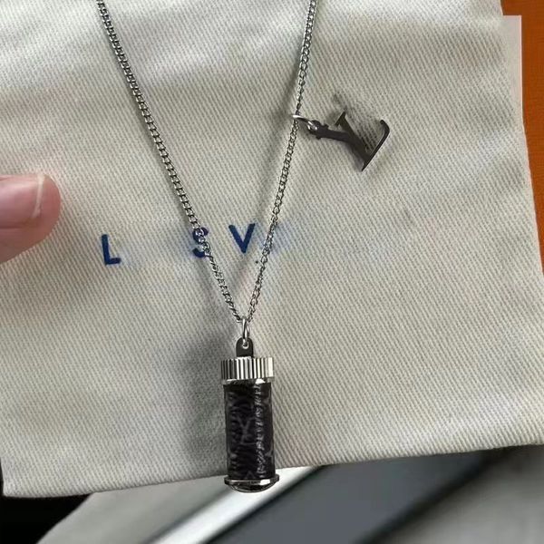 designer pillar box pendant necklaces for women men luxurys designers flower necklaces mens choker fashion jewelry with box, Silver
designer pillar box pendant necklaces for women men luxurys designers flower necklaces mens choker fashion jewelry with box, Silver