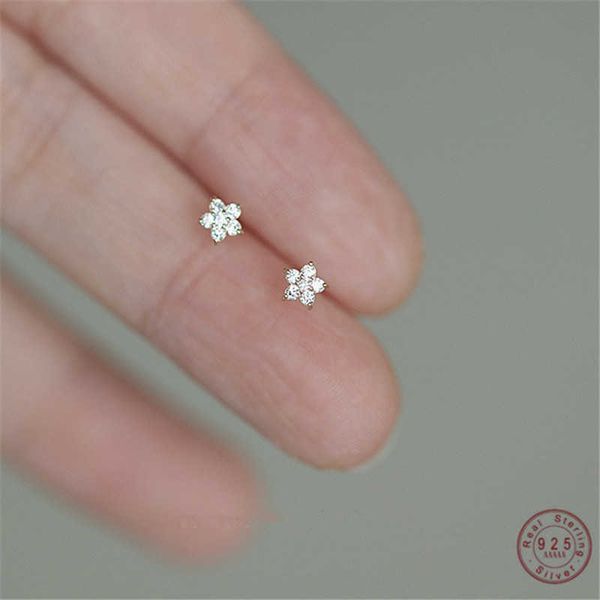 925 sterling silver plated 14k gold pav crystal five-pointed star earrings women simple fashion wedding jewelry accessories
925 sterling silver plated 14k gold pav crystal five-pointed star earrings women simple fashion wedding jewelry accessories