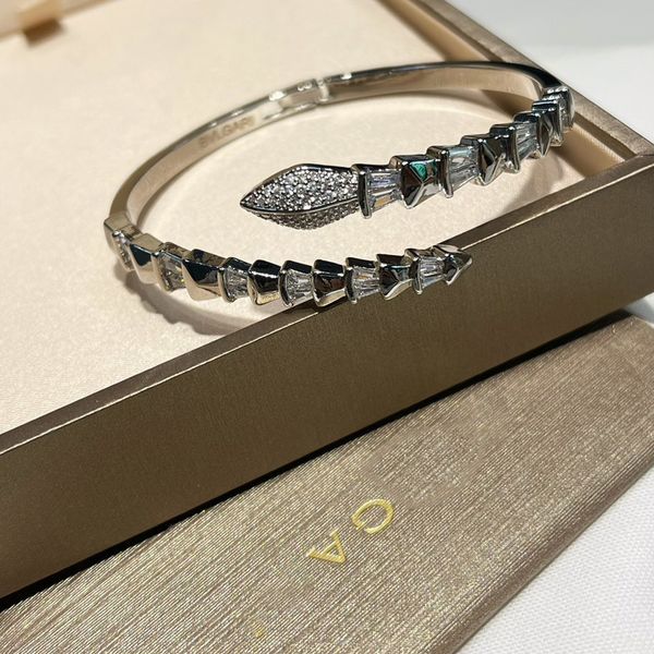 designer bracelet women lucky link charm bracelets love trendy fashion shiny and eye catching fine jewelry elegant temperament versatile, Black
designer bracelet women lucky link charm bracelets love trendy fashion shiny and eye catching fine jewelry elegant temperament versatile, Black