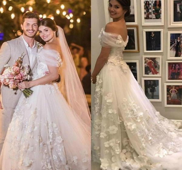 beautiful 3d floral applique wedding dresses aline bohemian boho off shoulder tulle country style bride dress ball gowns vestido 6775302, White
beautiful 3d floral applique wedding dresses aline bohemian boho off shoulder tulle country style bride dress ball gowns vestido 6775302, White