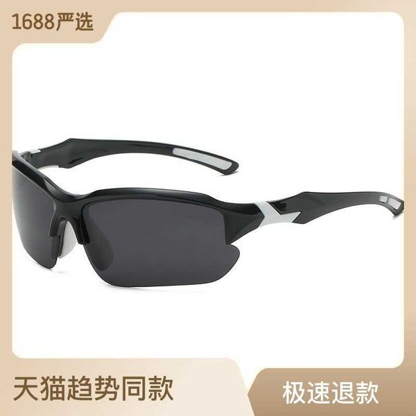 new polarized outdoor sports mountain bike riding glasses anti uv sun shading sunglasses, White;black
new polarized outdoor sports mountain bike riding glasses anti uv sun shading sunglasses, White;black
