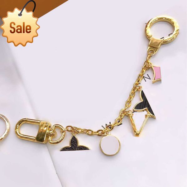 keychains lanyards 2023 luxury designers keychains letters diamonds keychain brand car key chain women buckle jewelry keyring bags pendant g, Silver
keychains lanyards 2023 luxury designers keychains letters diamonds keychain brand car key chain women buckle jewelry keyring bags pendant g, Silver