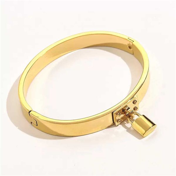 luxury brand designerlove bracelet screwdriver bangle for women and mens jewelry 18k plated gold wedding lovers diamond plated inlay, Golden;silver
luxury brand designerlove bracelet screwdriver bangle for women and mens jewelry 18k plated gold wedding lovers diamond plated inlay, Golden;silver