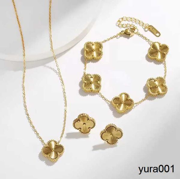 designer brand luxury necklace single flower four-leaf clover cleef shell necklaces women fashion 18k gold titanium steel necklace jewelry, Silver
designer brand luxury necklace single flower four-leaf clover cleef shell necklaces women fashion 18k gold titanium steel necklace jewelry, Silver