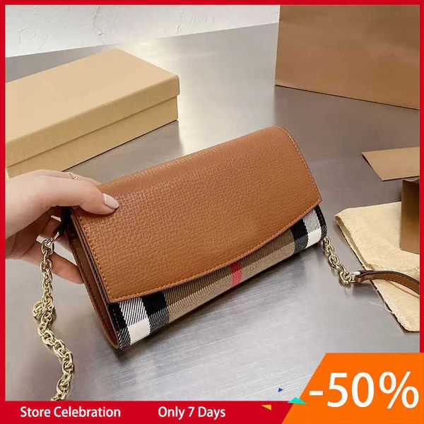 luxury classic chain bag ladies striped flip messenger designers bags coin card design wallet practical and durable light purse
luxury classic chain bag ladies striped flip messenger designers bags coin card design wallet practical and durable light purse