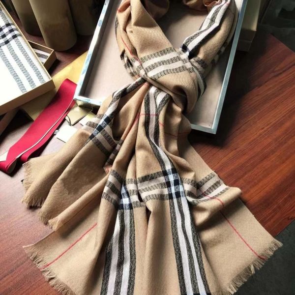 designer scarf diamond pattern plaid scarf temperament scarf men's and women's autumn and winter classic versatile warm and thick, Blue;gray
designer scarf diamond pattern plaid scarf temperament scarf men's and women's autumn and winter classic versatile warm and thick, Blue;gray