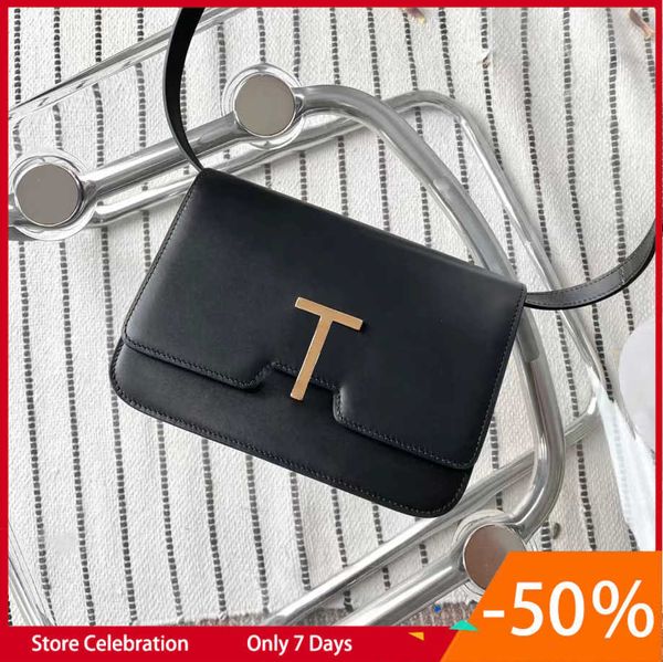 luxurys designer bag brand tb lock tote shoulder small genuine leather clutch classic embossing famous plaid stripes women's men wallet
luxurys designer bag brand tb lock tote shoulder small genuine leather clutch classic embossing famous plaid stripes women's men wallet
