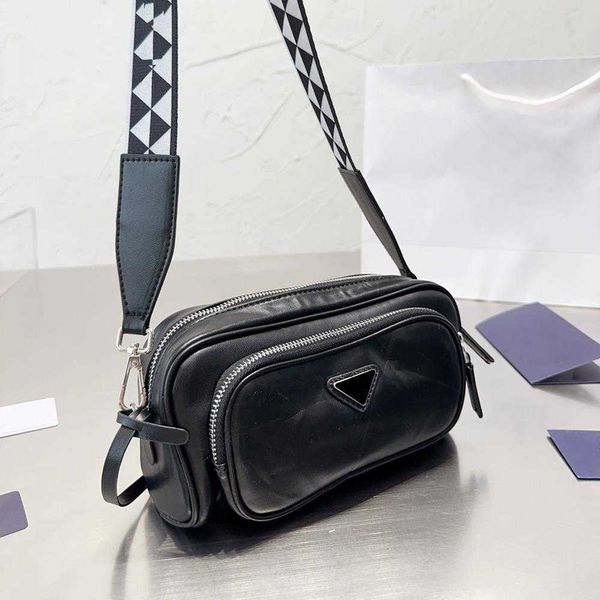 hip pda multifunctional designer bag triangle shoulder bags womens bags luxury handbags womens waist bag
hip pda multifunctional designer bag triangle shoulder bags womens bags luxury handbags womens waist bag