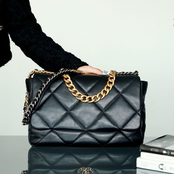 10a mirror quality designer shoulder bag 36cm chain strap handbag plaid purses double letter solid buckle sheepskin women's luxury even
10a mirror quality designer shoulder bag 36cm chain strap handbag plaid purses double letter solid buckle sheepskin women's luxury even