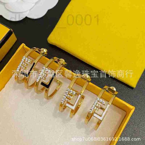 stud designer new diamond set double f-letter black and white earrings with medieval ins style fashion earstuds light luxury trend bkrg, Golden;silver
stud designer new diamond set double f-letter black and white earrings with medieval ins style fashion earstuds light luxury trend bkrg, Golden;silver