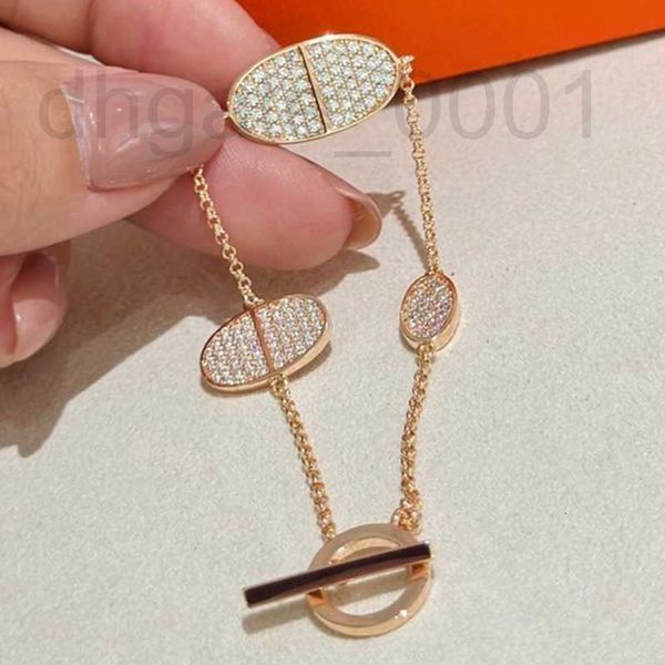 charm bracelets designer s925 silver full diamond bracelet light luxury precision cnc craft simple and versatile ot buckle pig nose female 2, Golden;silver
charm bracelets designer s925 silver full diamond bracelet light luxury precision cnc craft simple and versatile ot buckle pig nose female 2, Golden;silver