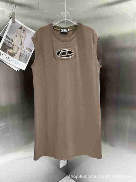 basic & casual dresses designer 23 summer new metal letter hollow out knitted dress straight sleeve age reducing fashion xtpn, Black;gray
basic & casual dresses designer 23 summer new metal letter hollow out knitted dress straight sleeve age reducing fashion xtpn, Black;gray
