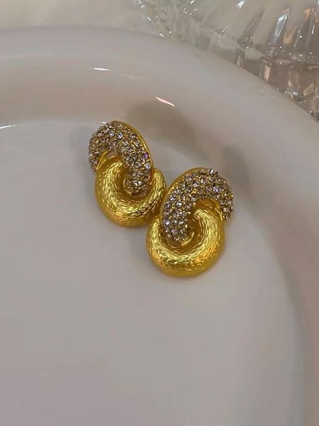 personality designer gold sliver big earring european and american niche design smooth golden egg oval ball for women girls gifts party cool
personality designer gold sliver big earring european and american niche design smooth golden egg oval ball for women girls gifts party cool