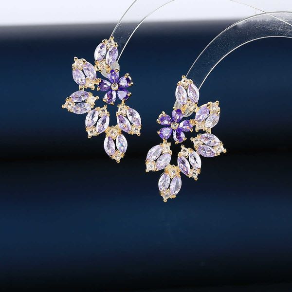 fashion women shine dazzling zircon crystal earrings for delicate flower stud party luxury couple engagement gift, Silver
fashion women shine dazzling zircon crystal earrings for delicate flower stud party luxury couple engagement gift, Silver