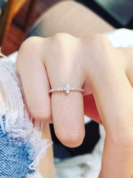 light luxury simple full diamond row ring tiffay small circle little friends broken diamonds sterling silver stacked minimal versatile netiz, Golden;silver
light luxury simple full diamond row ring tiffay small circle little friends broken diamonds sterling silver stacked minimal versatile netiz, Golden;silver
