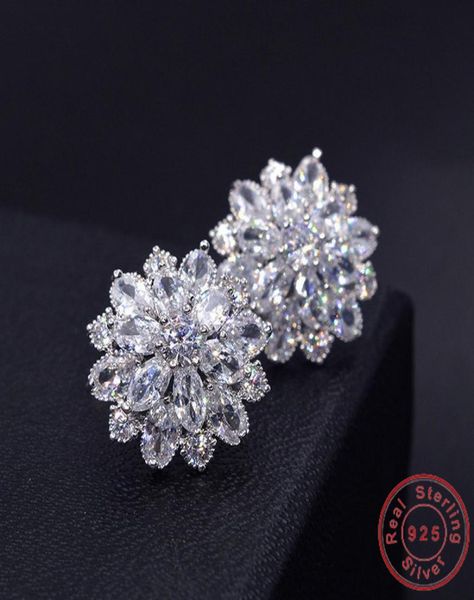vecalon female flower earrings crystal diamond 925 sterling silver party wedding stud earrings for women fine jewelry1259630, Golden;silver
vecalon female flower earrings crystal diamond 925 sterling silver party wedding stud earrings for women fine jewelry1259630, Golden;silver