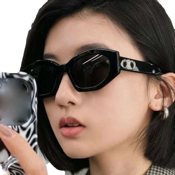 classic square suglasses desiger suglasses me famous fashioable classic retro brad eyeglass fashio desig, White;black
classic square suglasses desiger suglasses me famous fashioable classic retro brad eyeglass fashio desig, White;black