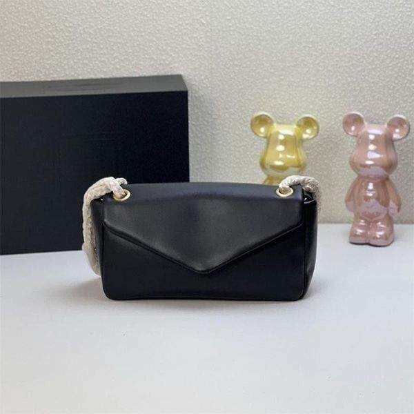 luxury bags single shoulder bag sheepskin chain bag handbag designer clamshell bag solid color crossbody bag ladies purse shopping first cho
luxury bags single shoulder bag sheepskin chain bag handbag designer clamshell bag solid color crossbody bag ladies purse shopping first cho