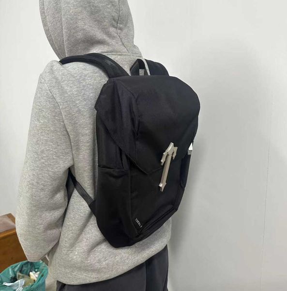 shoulder bags designer nylon trapstar backpack classic handbags black sliver high-quality cobra t london schoolbag
shoulder bags designer nylon trapstar backpack classic handbags black sliver high-quality cobra t london schoolbag