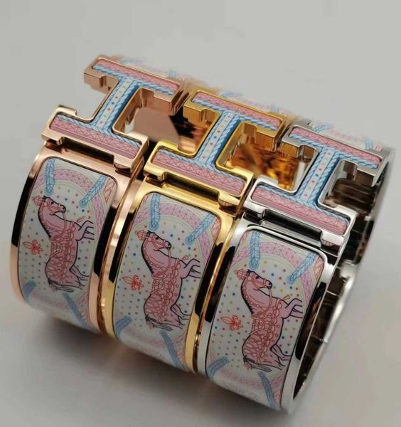 fashion designer h 2022 new love family letter bracelet 20mm high edition enamel colorful pattern, Black
fashion designer h 2022 new love family letter bracelet 20mm high edition enamel colorful pattern, Black