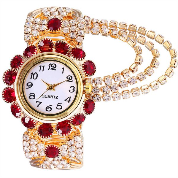 luxury fashion women's diamond watches quartz watch fashion alloy bracelet watch, White;black
luxury fashion women's diamond watches quartz watch fashion alloy bracelet watch, White;black