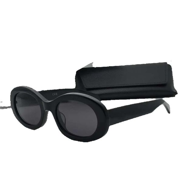 fashion designer 40194 sunglasses for women vintage charming round frame glasses summer trendy versatile style quality, White;black
fashion designer 40194 sunglasses for women vintage charming round frame glasses summer trendy versatile style quality, White;black