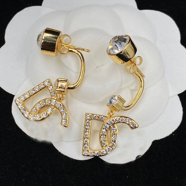 luxury gold stud earrings designer for women earings jewelry set valentine day gift engagement no box, Golden;silver
luxury gold stud earrings designer for women earings jewelry set valentine day gift engagement no box, Golden;silver