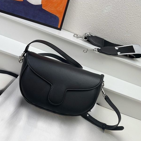 designer shoulder bag fashion crossbody bag handbag clamshell luxury leather women's purse with box internet celebrity recommended size
designer shoulder bag fashion crossbody bag handbag clamshell luxury leather women's purse with box internet celebrity recommended size