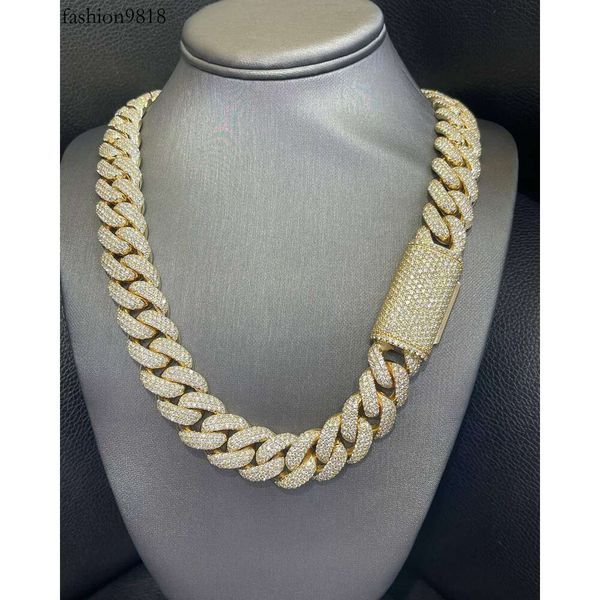 hip hop rapper cuban chain sier 18mm wide three row moissanite diamond miami ice out cuban chain necklace, Silver
hip hop rapper cuban chain sier 18mm wide three row moissanite diamond miami ice out cuban chain necklace, Silver
