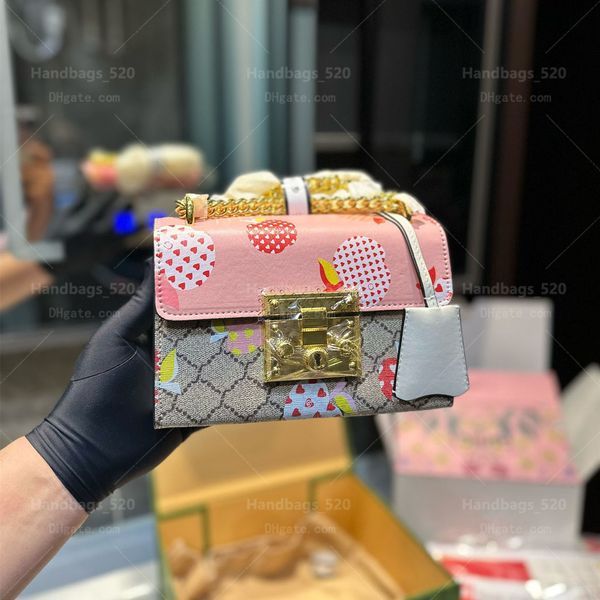 vintage shoulder bag luxury woman saddle bag small crossbody bags for girls womens new fashion 2023 genuine leather handbag
vintage shoulder bag luxury woman saddle bag small crossbody bags for girls womens new fashion 2023 genuine leather handbag
