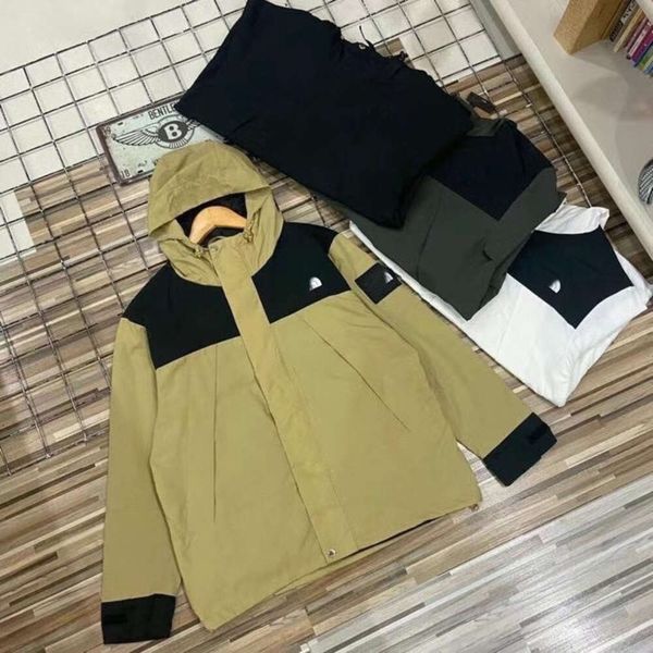 2023 designer mens jacket spring autumn waterproof jackets fashion hooded sports windbreaker casual zipper coats man outerwear clothing, Black;brown
2023 designer mens jacket spring autumn waterproof jackets fashion hooded sports windbreaker casual zipper coats man outerwear clothing, Black;brown