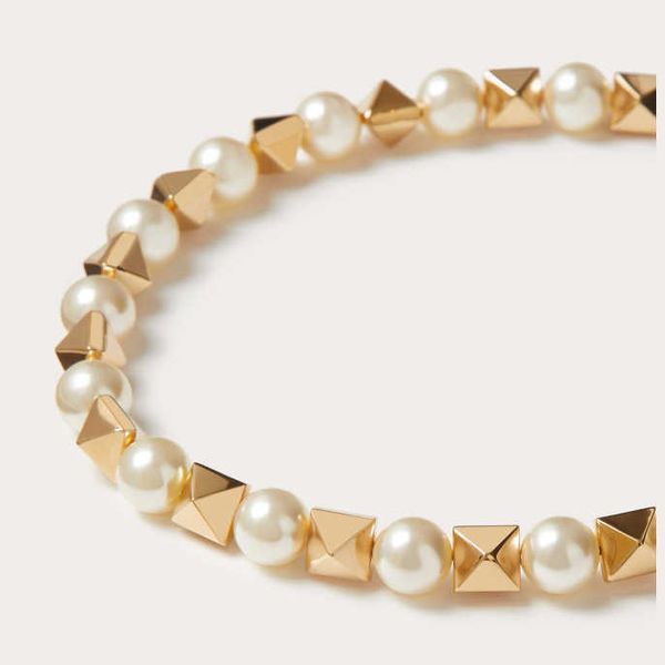 ring accessories diamond luxury designer necklace flowers clover bangle women wind personality niche water pearl gentle new high-end feeling, Silver
ring accessories diamond luxury designer necklace flowers clover bangle women wind personality niche water pearl gentle new high-end feeling, Silver