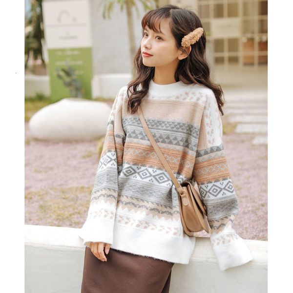 women's sweater 2023 autumnwinter hong kong style vintage thickened lazy korean version loose round neck large size fashion 230811, White;black
women's sweater 2023 autumnwinter hong kong style vintage thickened lazy korean version loose round neck large size fashion 230811, White;black