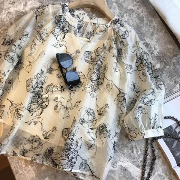 the style is super beautiful blouses retro lazy ink printing loose fitting thin long sleeve shirt womens summer, White
the style is super beautiful blouses retro lazy ink printing loose fitting thin long sleeve shirt womens summer, White