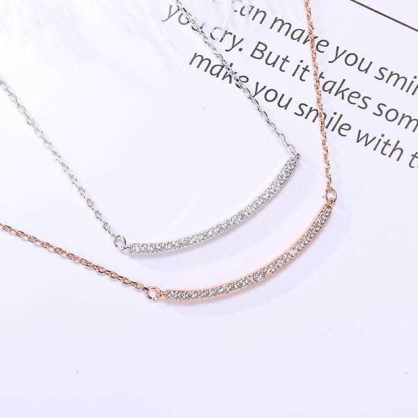 Designer Rovski luxury top jewelry accessories Smiling Face Necklace Women's Micro Set Simple Temperament Rose Gold Lock Bone Chain as a Valentine's Day Gift
Designer Rovski luxury top jewelry accessories Smiling Face Necklace Women's Micro Set Simple Temperament Rose Gold Lock Bone Chain as a Valentine's Day Gift
