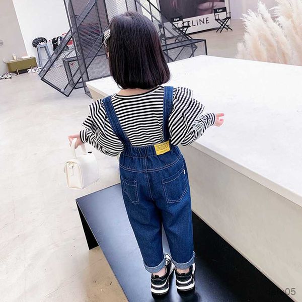 clothing sets girls clothing striped costume for girls tshirt jumpsuit kids clothes girls casual style baby girl clothes r230812, White
clothing sets girls clothing striped costume for girls tshirt jumpsuit kids clothes girls casual style baby girl clothes r230812, White