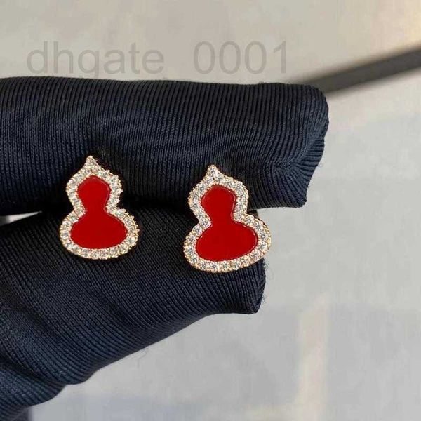 charm designer kirin style, fashionable white fritillaria gourd earrings with precious diamond edge design, female high edition 4229, Golden
charm designer kirin style, fashionable white fritillaria gourd earrings with precious diamond edge design, female high edition 4229, Golden