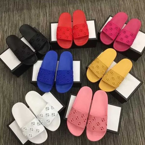 women designers slides slippers men beach shoes luxurys floral leather rubber flats sandals loafers gear bottoms sliders with box no010, Black
women designers slides slippers men beach shoes luxurys floral leather rubber flats sandals loafers gear bottoms sliders with box no010, Black