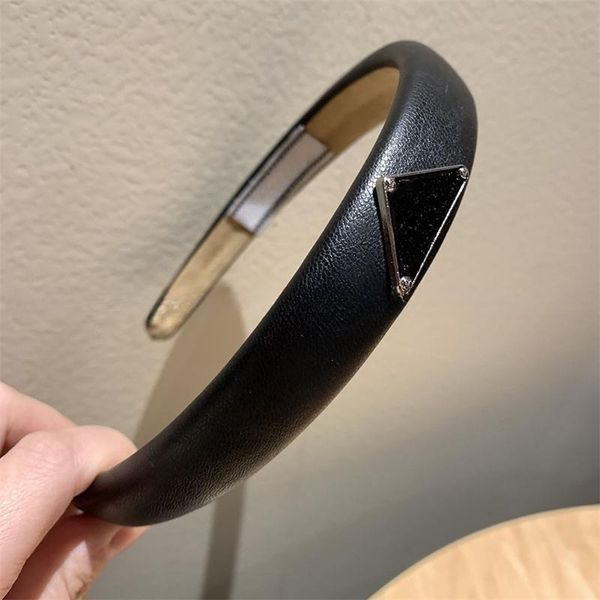 fashion famouse brand designer inverted triangle p letters headbands solid color women girls letter hairband with stamp hair accessories dro, Silver
fashion famouse brand designer inverted triangle p letters headbands solid color women girls letter hairband with stamp hair accessories dro, Silver