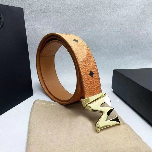 m smooth buckle belt designer belt women men leather belt alloy length 105-125cm black belts gold sliver buckle mens fashion belt luxurys de, Black;brown
m smooth buckle belt designer belt women men leather belt alloy length 105-125cm black belts gold sliver buckle mens fashion belt luxurys de, Black;brown