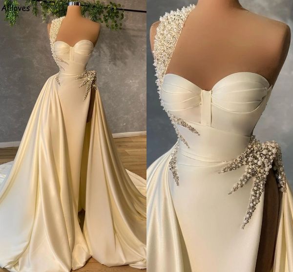 stunning pearls crystals mermaid wedding dresses ivory satin vintage bridal gown with detachable train vestidos dubai arabic bride formal ma, White
stunning pearls crystals mermaid wedding dresses ivory satin vintage bridal gown with detachable train vestidos dubai arabic bride formal ma, White