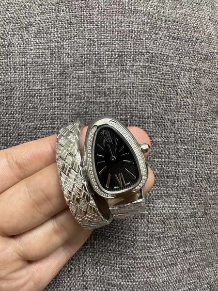 women's watch quartz movement serpentinspig watch snake shape unique art style design jewelry material zircon inlaid diamond craft dial, Slivery;brown
women's watch quartz movement serpentinspig watch snake shape unique art style design jewelry material zircon inlaid diamond craft dial, Slivery;brown