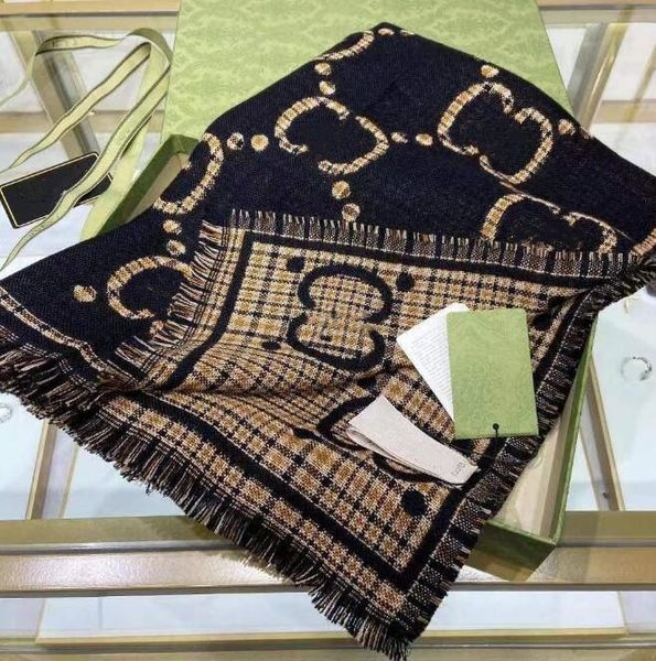 Scarf Echarpe Winter Pop Caramel Color Versatile Classic Two Letter Jacquard Designer Scarf Womens Mens Fashion Doscarf
Scarf Echarpe Winter Pop Caramel Color Versatile Classic Two Letter Jacquard Designer Scarf Womens Mens Fashion Doscarf