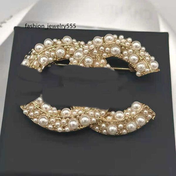 pins brooches luxury designer pearl brooches fashion mens womens brand double letter pendant brooche sweater suit brought pin clothing jewel, Gray
pins brooches luxury designer pearl brooches fashion mens womens brand double letter pendant brooche sweater suit brought pin clothing jewel, Gray