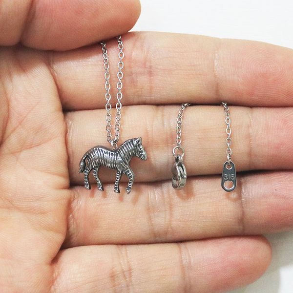 everfast 5pc/lot cute 3d zebra stainless steel pendant casting horse charms animal necklaces men kids girls vintage jewelry gift sn335, Silver
everfast 5pc/lot cute 3d zebra stainless steel pendant casting horse charms animal necklaces men kids girls vintage jewelry gift sn335, Silver