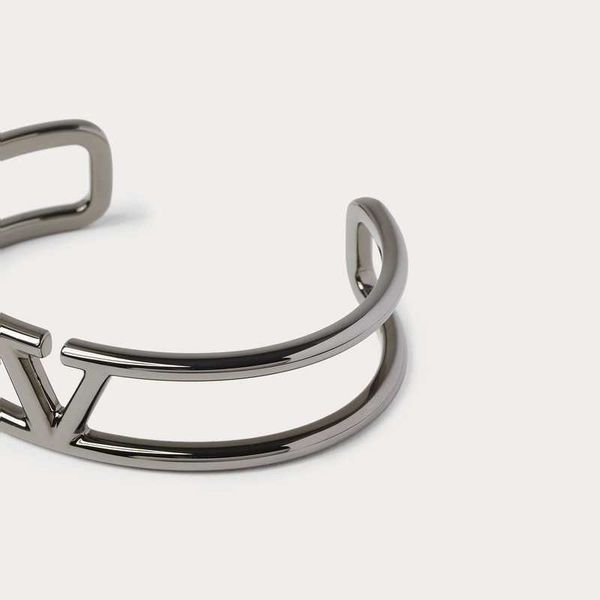 ring accessories diamond luxury designer necklace flowers clover bangle women new men's niche metal bracelet hip-hop trend street and w, Silver
ring accessories diamond luxury designer necklace flowers clover bangle women new men's niche metal bracelet hip-hop trend street and w, Silver